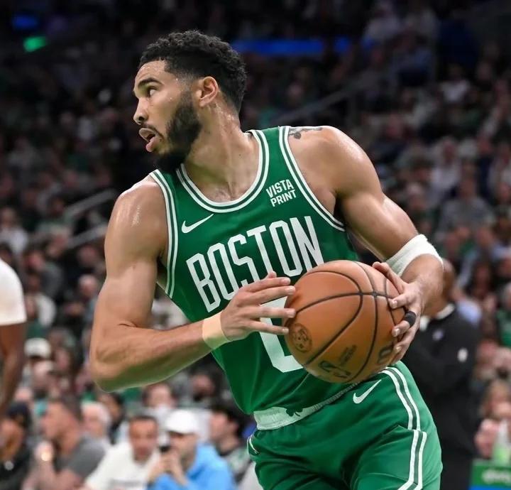 爱游戏体育-快船引发争议！，塔图姆官方宣布出色发挥新规再创辉煌时刻的简单介绍